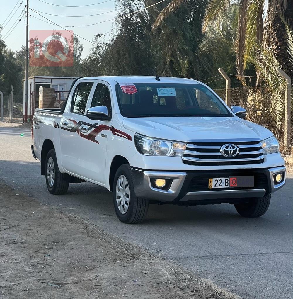 تويوتا هايلوكس